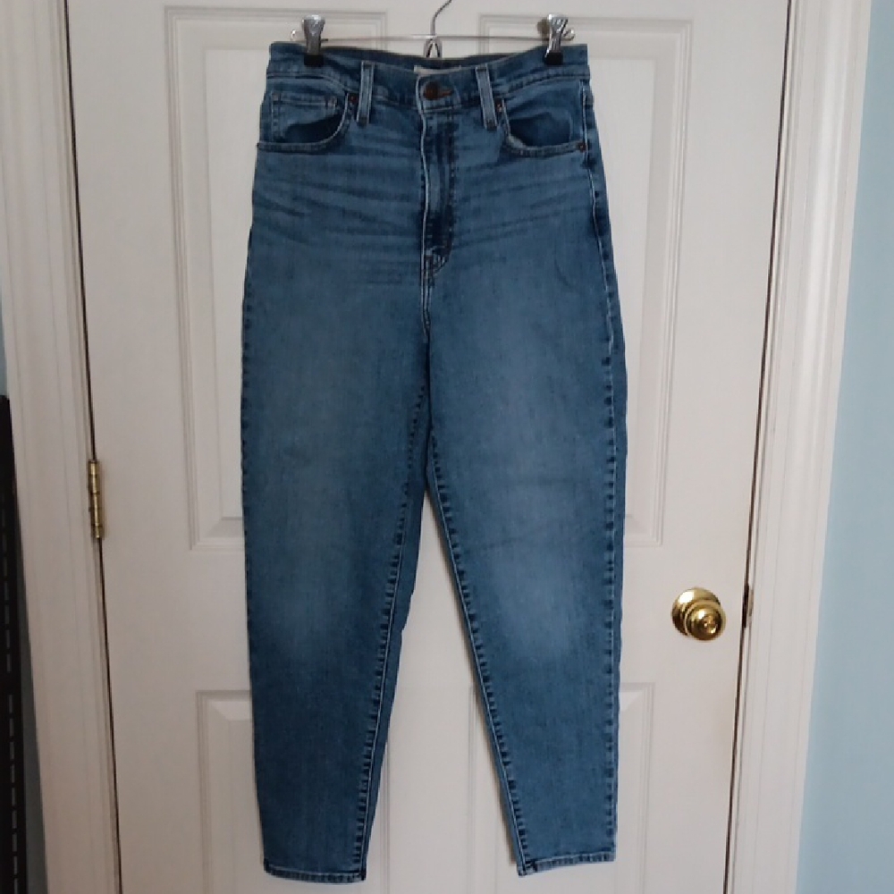 Levi's High Rise Blue Women's Jeans
